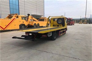 富源非事故拖车